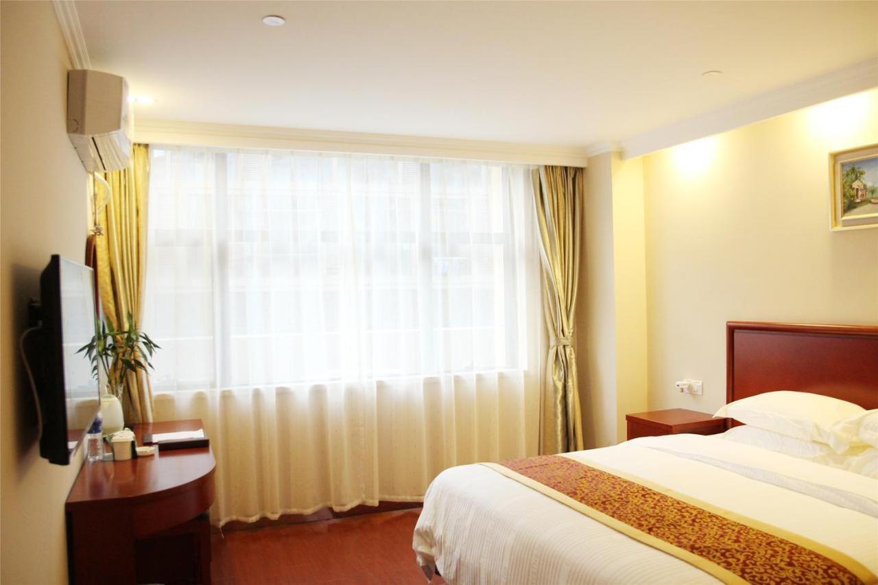 Greentree Inn Dalian Airport New District Xinzhaizi Express Hotel Eksteriør billede